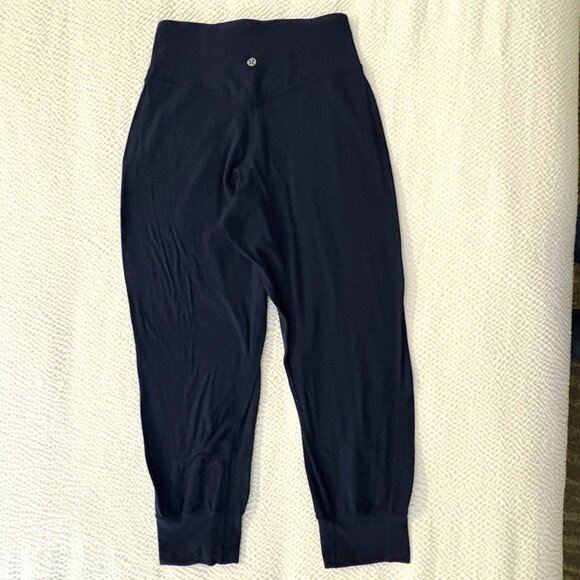 EXCELLENT Lululemon Align Jogger Crop 23" Yoga Leggings True Navy Size 4 - Picture 7 of 10